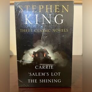 Stephen King Three Classic Novels Box Set: Carrie, Salem's Lot, The Shining NEW